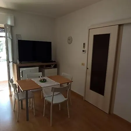 公寓 Appartamento Aviano 阿维亚诺